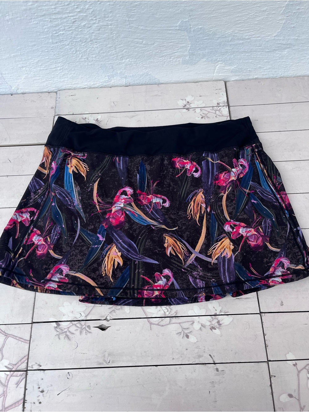 lululemon athletica Black Floral Circle Skirt with Pink & Purple Accents